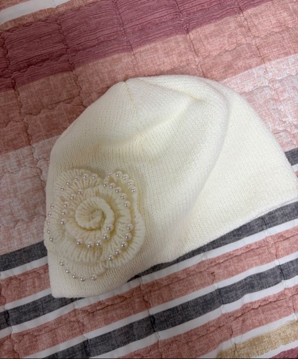 MUSINSA公式 | SETUPEXE PEARL CORSAGE BEANIE / IVORY