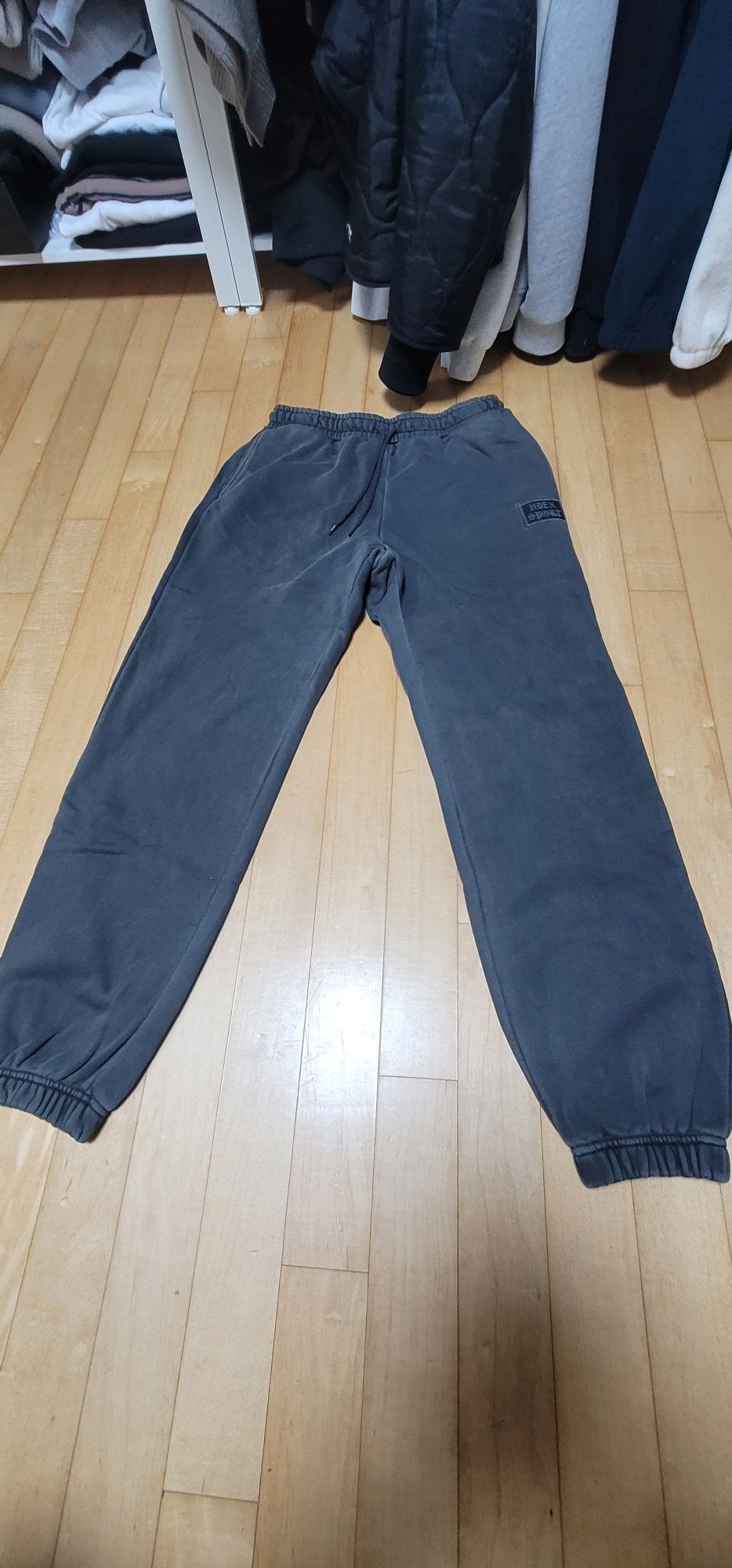MUSINSA | HDEX Gothic Label Pigment Jogger Sweatpants