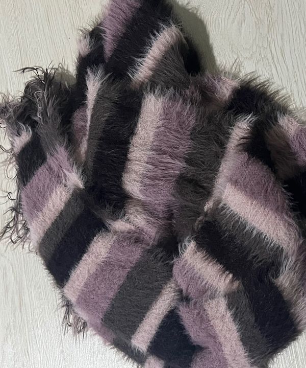 MUSINSA公式 | IUGAMAKARAS Striped Hairy Bold Muffler (Brown)