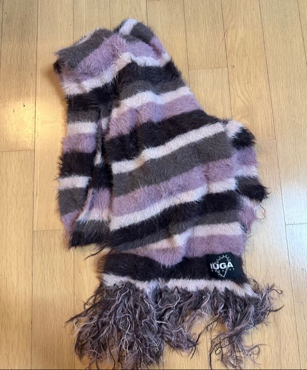 ◇IUGAMAKARAS◇ Striped Hairy Skinny Muffler (Black) MUSINSA | IUGAMAKARAS Striped Hairy Skinny Muffler (Black)
