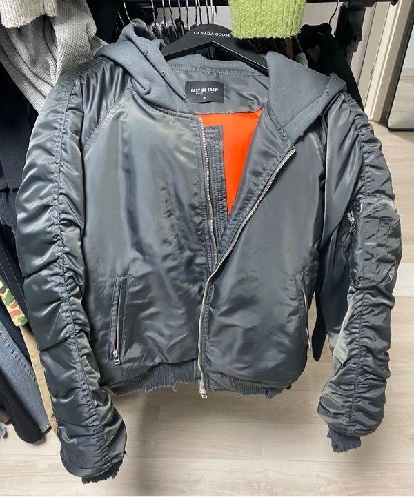 MUSINSA公式 | EASY NO EASY ディストロイドシャーリングフードMA-1