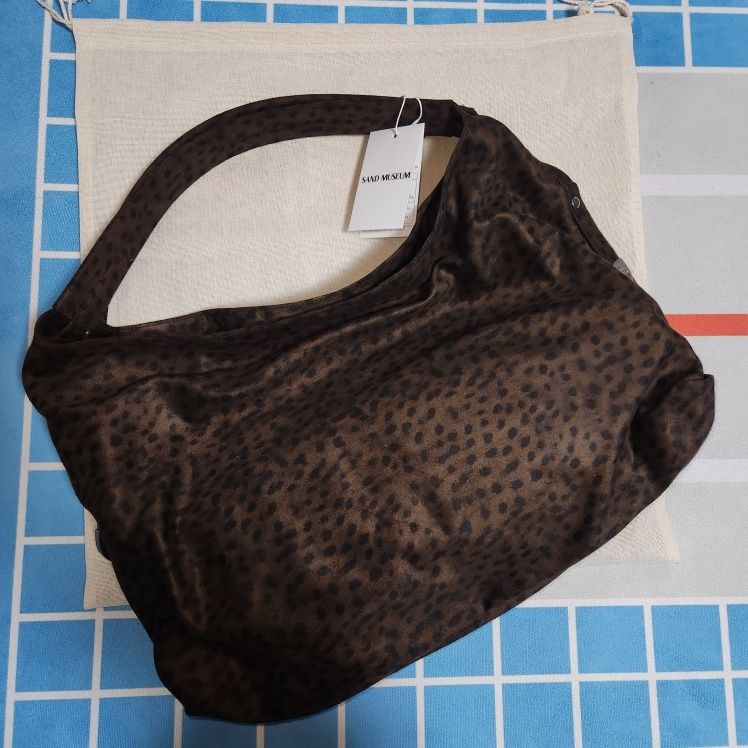 [SAND MUSEUM] CACTUS HOBO BAG Leopard Brown / 税込み SAND MUSEUM】CACTUS HOBO BAG [LEOPARD] / 追跡送