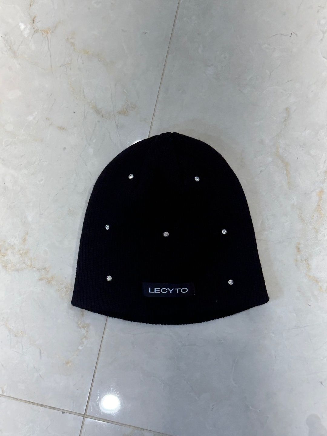 ★正規品★ 【LECYTO】 Cubic Logo BeanieBlack 韓国大人気 MUSINSA公式 | LECYTO Cubic Logo Beanie_[Black]