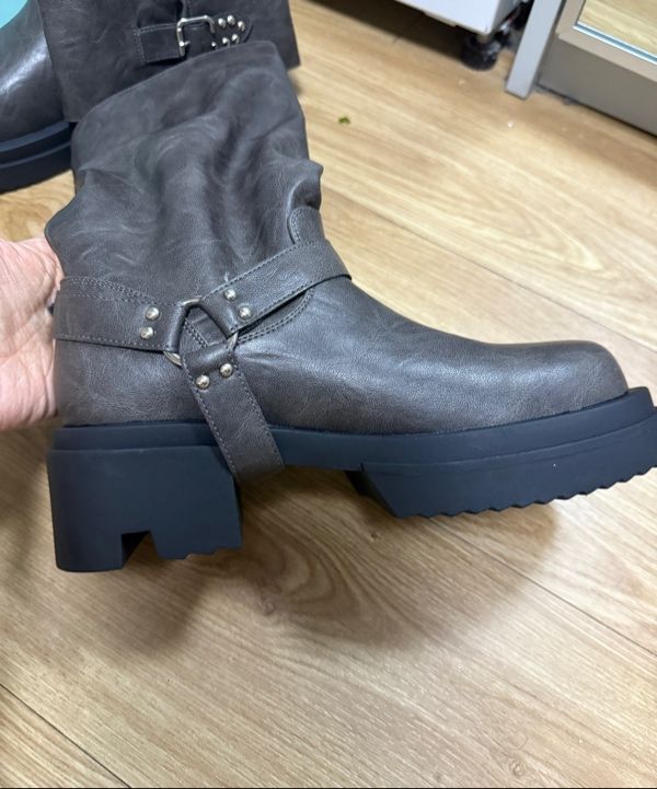 MUSINSA | SALT AND CHOCOLATE Round Toe Rider Buckle Boots