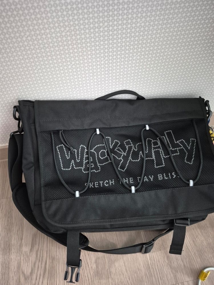 MUSINSA | WACKY WILLY [25SS] Mesh String Messenger Bag Black