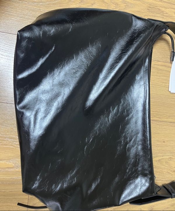 MUSINSA公式 | MATIN KIM POCKET SHIRRING RIBBON BIG BAG IN BLACK