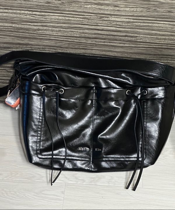 ショルダーバッグ・ポシェット [MATINKIM]pocket shirring ribbon big bag in black POCKET SHIRRING RIBBON BIG BAG IN BLACK – Matin Kim