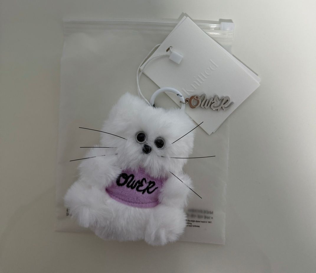 【KNITTED x QWER SIYEON】Cats Star Bag Charm Keyring MUSINSA | KNITTED [NITTED X QWER Demonstration] Cats Star