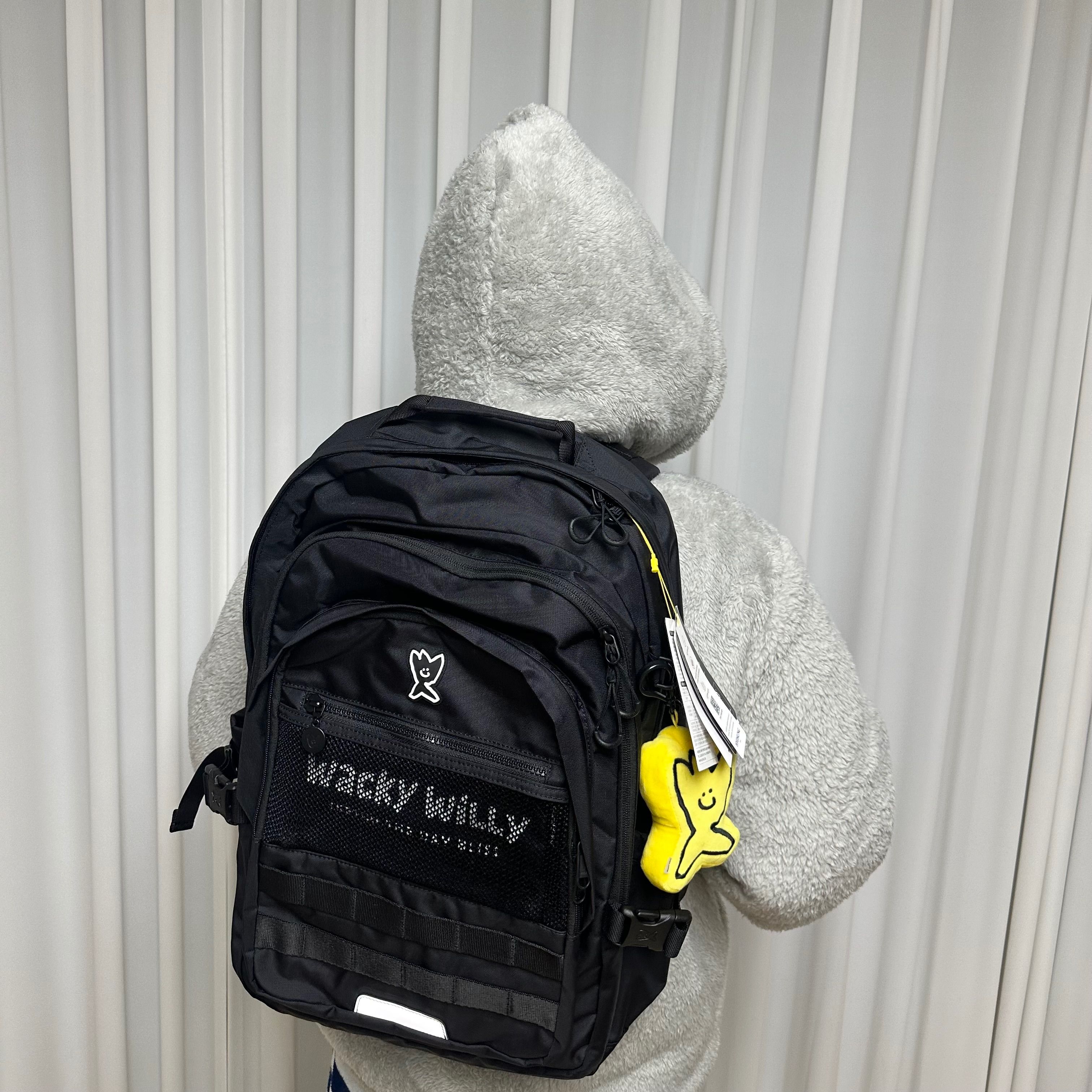 MUSINSA | WACKY WILLY Flight 30L Backpack Ivory
