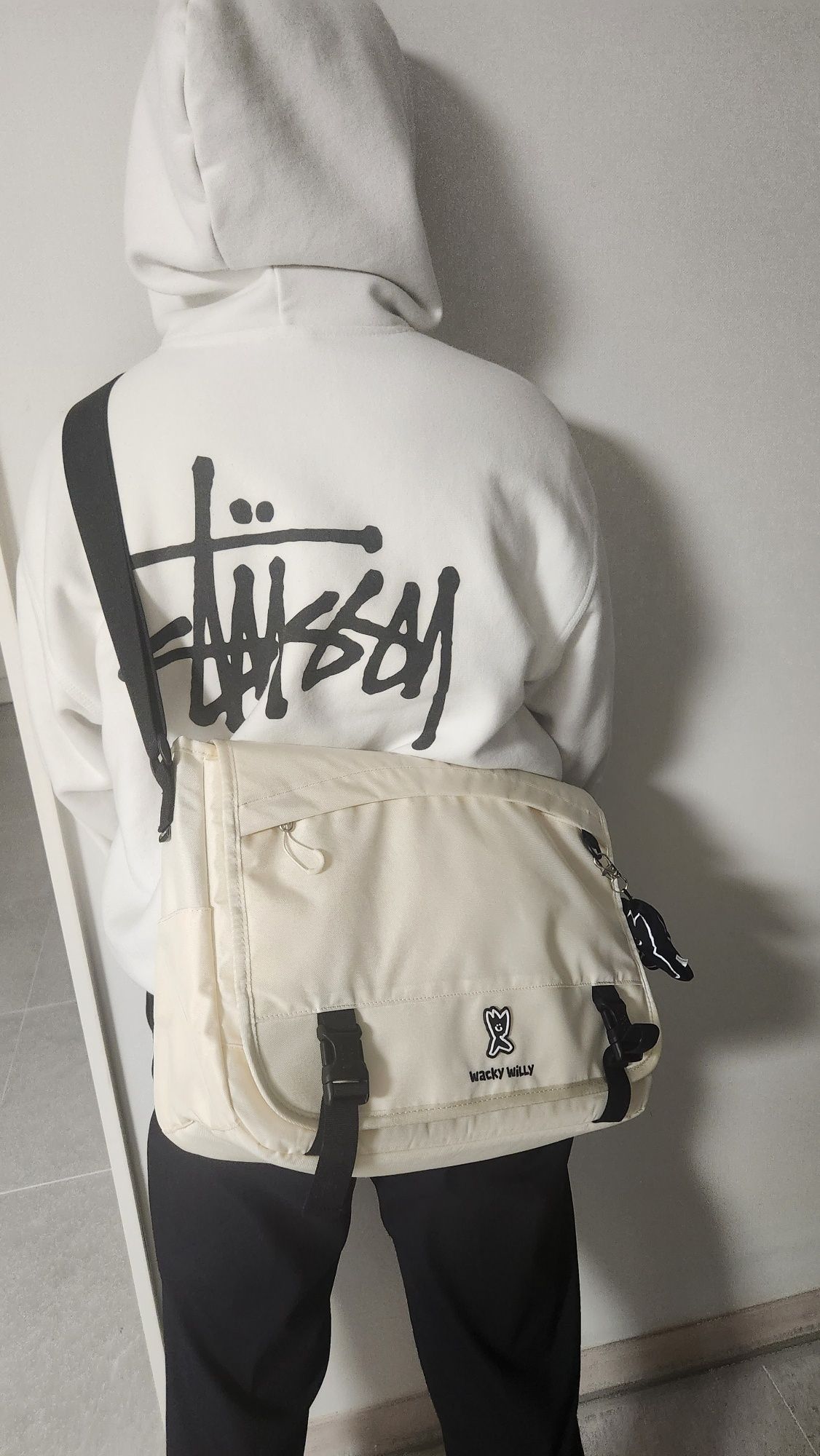 ショルダーバッグ WACKY WILLY Flight messenger bag MUSINSA公式 | WACKY WILLY Flight Messenger Bag Ivory