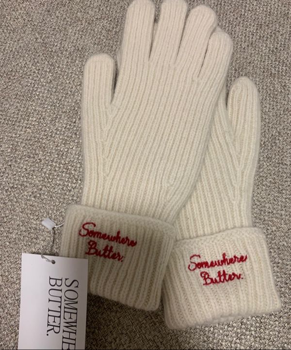 MUSINSA | SOMEWHEREBUTTER Letter Raccon Gloves - 4Color