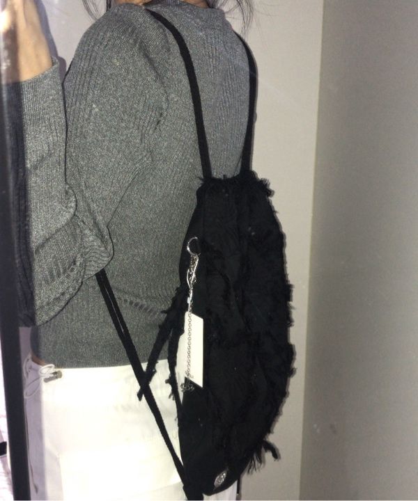 MUSINSA | ILLIGO Feather Shirring String Bag - 2 COLOR