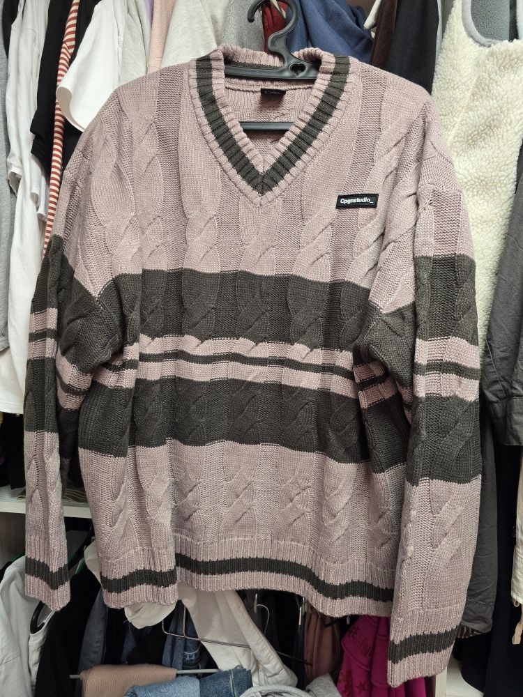 ★CPGN STUDIO_COMPAGNO★ Cable wappen V-neck knit black MUSINSA | CPGN STUDIO Cable Wappen V-Neck Knit Cream