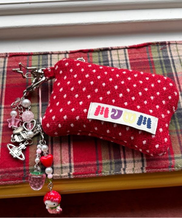 【MUWM】Holiday Card Pocke カード入れ ★人気★ 追跡付 MUSINSA公式 | MUWM Holiday Card Pocket (3 Colors)