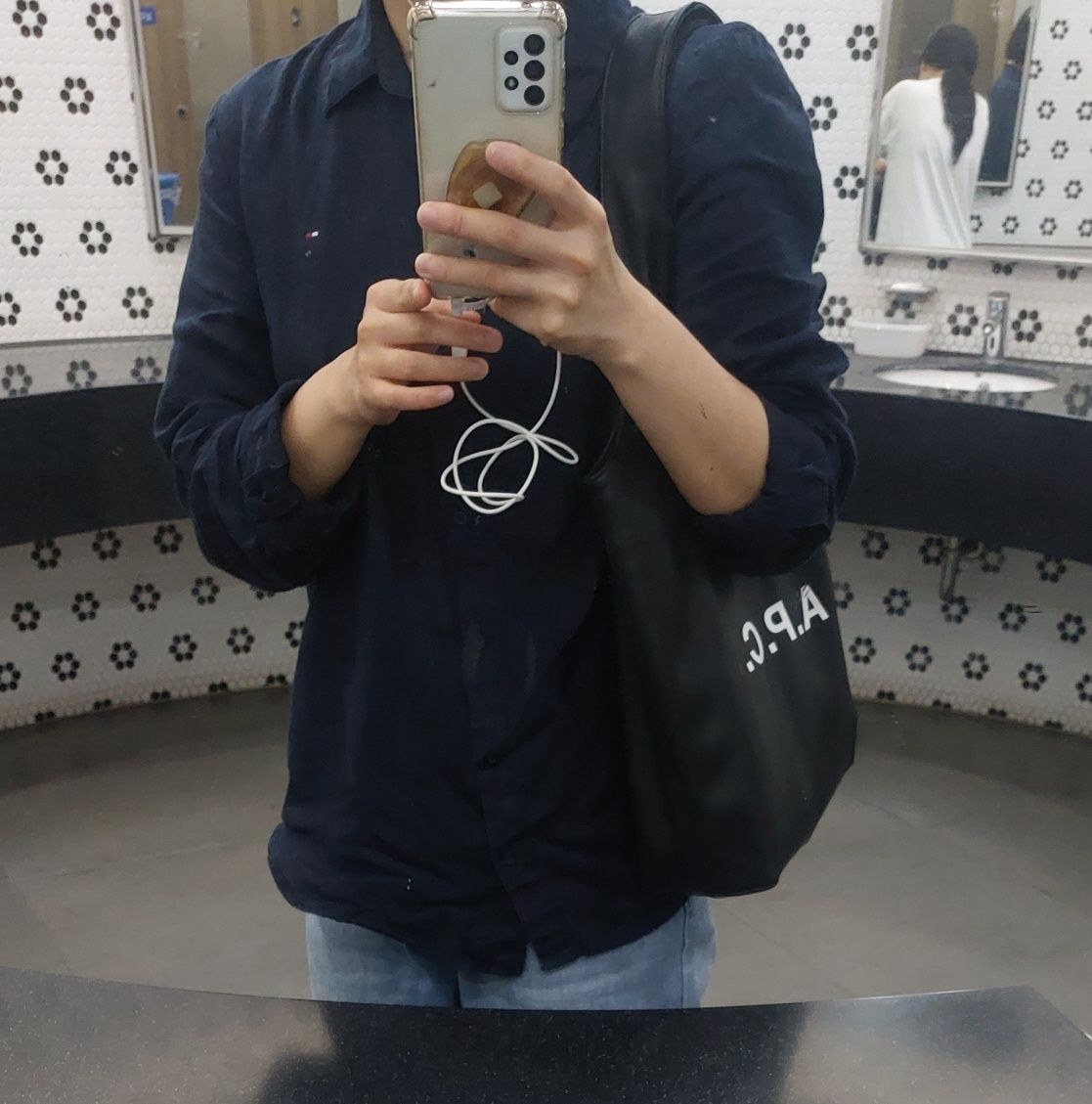 ★A.P.C.★ Small Ninon Tote Bag Black PUAATM61861LZZ PUAATM6 Ninon Small tote bag | A.P.C.