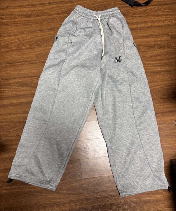 MUSINSA | MUCENT Weir Side Button Sweatpants Unisex (4 Colors)