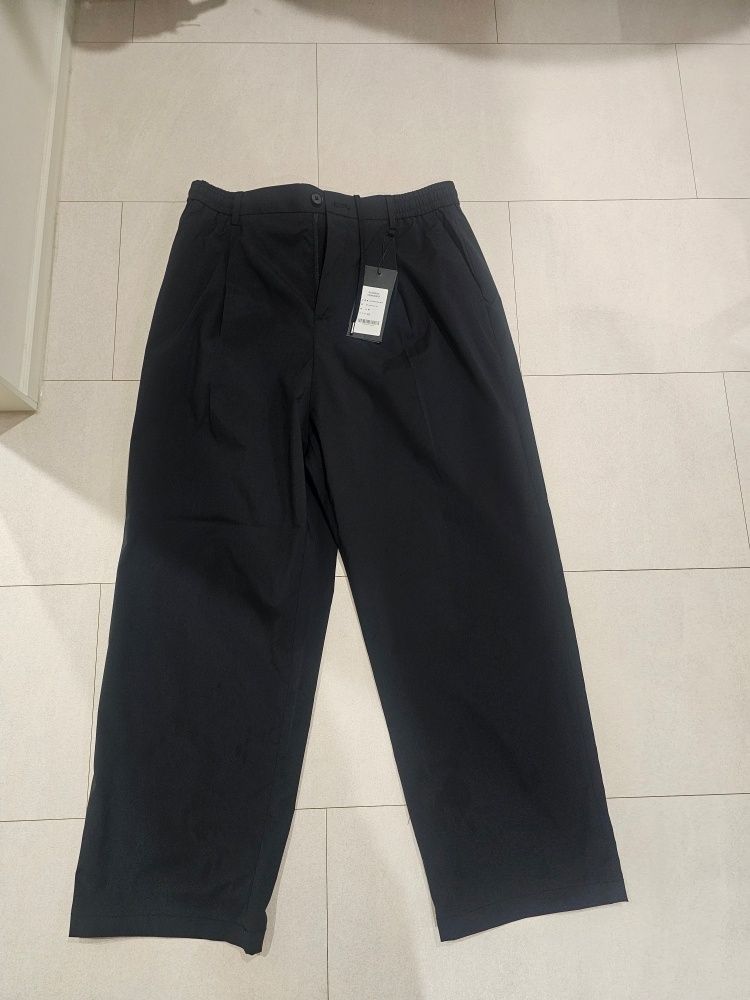 MUSINSA | MUSINSA STANDARD SOLOTEX One Tuck Wide Comfort