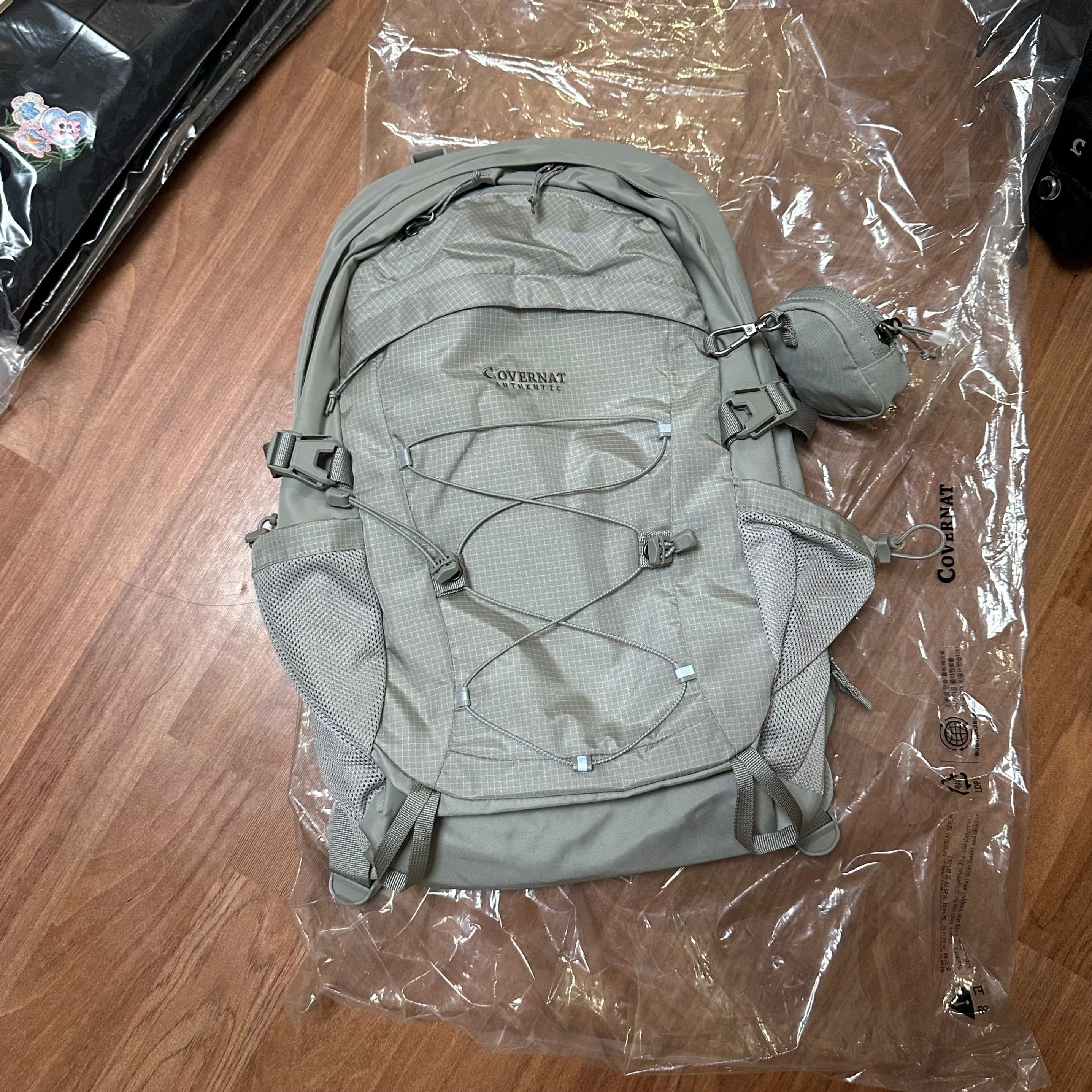 MUSINSA | COVERNAT Light String Backpack Black