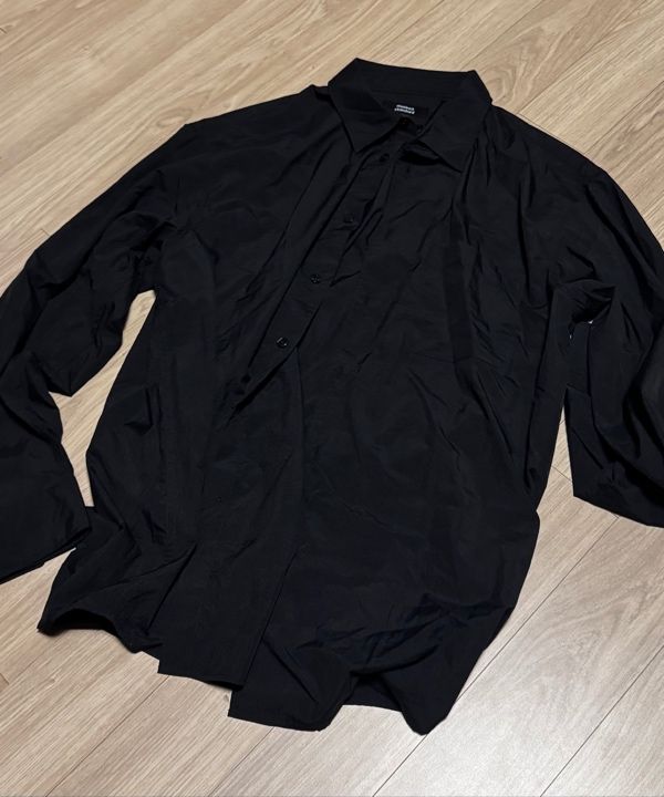 MUSINSA | MUSINSA STANDARD Relaxed lightweight nylon shirt