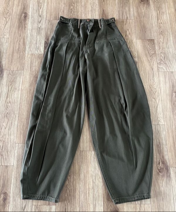 【SATIIIZ】Harkin Pintuck Curved Cotton Pants Pintuck Cotton Trousers – Estudio Niksen