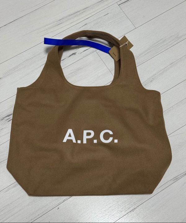 MUSINSA | A.P.C. NINON TOTE BAG - CAMEL / WOARVM61565CAB