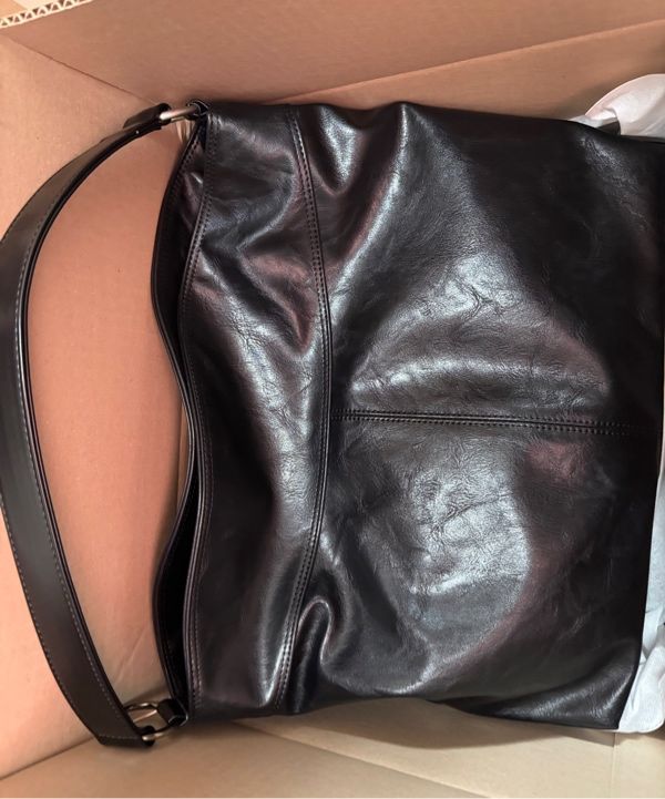 ショルダーバッグ・ポシェット HAHARCHIVE With Seawater Contour Shoulder Bag Leather Black MUSINSA | HAH ARCHIVE [Haesu Collaboration] Contour Shoulder