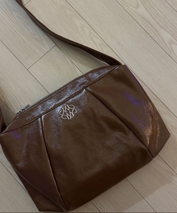 【NICK&NICOLE】ESSENTIAL LEATHER SQUARE BAG_BROWN MUSINSA | NICK&NICOLE ESSENTIAL LEATHER SQUARE BAG_BROWN