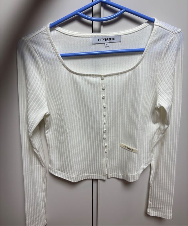 [CITYBREEZE] BUTTON SQUARE NECK LONG SLEEVE T SHIRT /追跡付 MUSINSA | CITYBREEZE WOMAN Button Square Neck Long Sleeve T