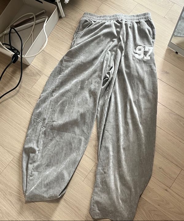 【PRENDA】PRDA VELOUR WIDE PANTS /追跡付 MUSINSA | PRENDA PRDA VELOUR WIDE PANTS BLACK