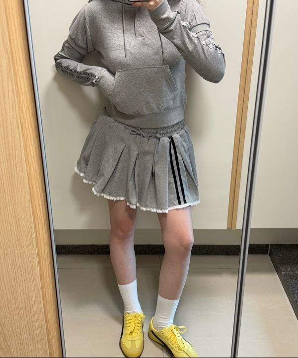 ★LUVISTRUE★IM SHORT PLEATS SKIRT(GRAY)★正規品/直送料込 MUSINSA | LUV IS TRUE IM SHORT PLEATS SKIRT(GRAY)