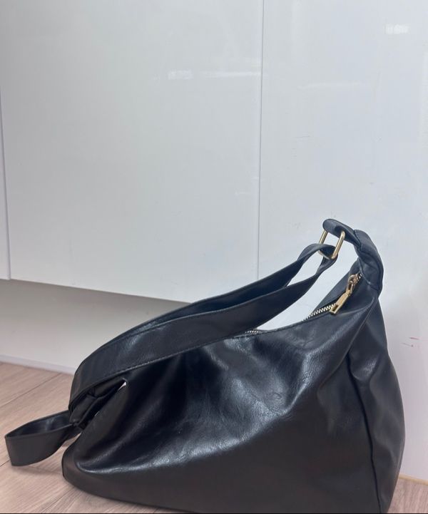 MUSINSA公式 | MUCENT Merin Gold Line Leather Shoulder Bag