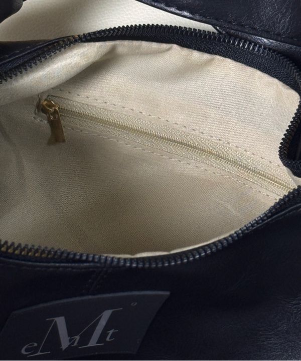 MUSINSA | MUCENT Merin Gold Line Leather Shoulder Bag Unisex