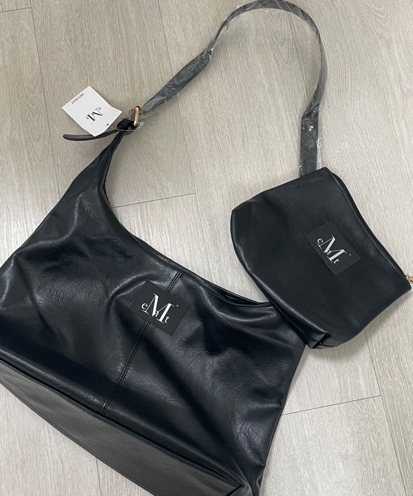 【MUCENT】 Crescent Leather Shoulder Bag Unisex / 追跡付 MUCENT ショルダーバッグ バッグ 「日本未発売/WEB限定」MUCENT