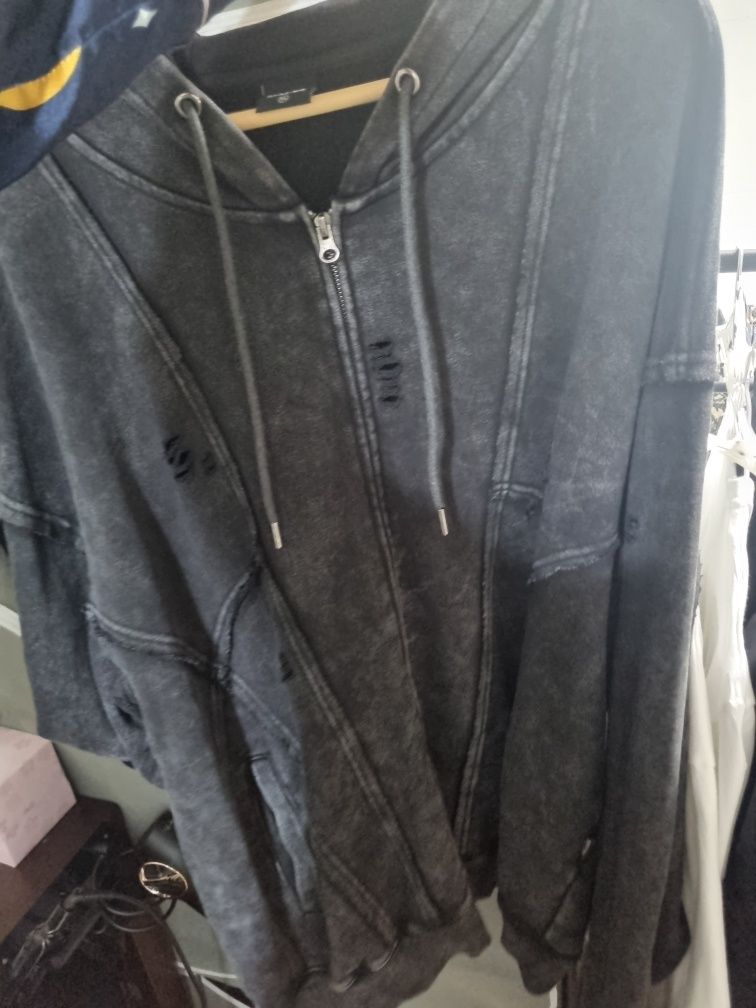MUSINSA | TRILLION Overfit Destroyed Pigment Hooded Zip-Up [Red]