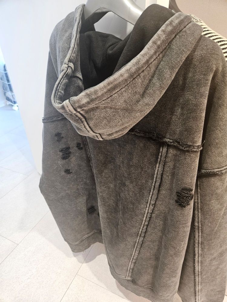 MUSINSA | TRILLION Overfit Destroyed Pigment Hooded Zip-Up [Red]