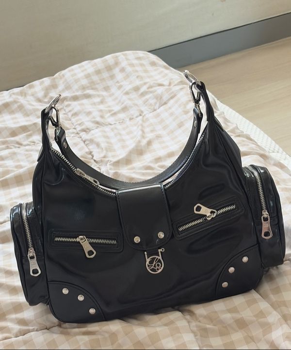 MUSINSA | ILLIGO Ruby Stud Shoulder Bag Black