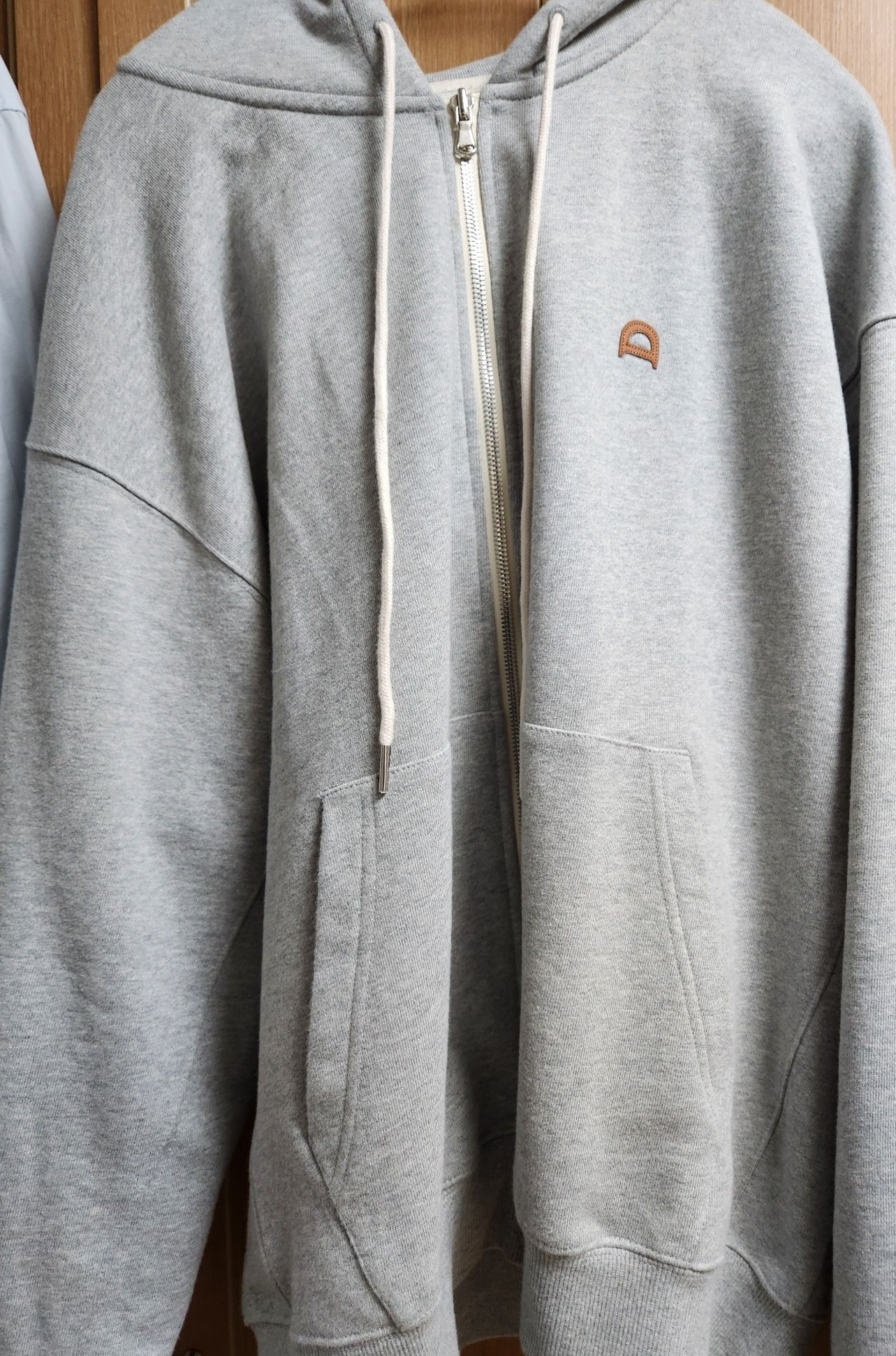 MUSINSA | DUNST LEATHER LOGO ZIP-UP