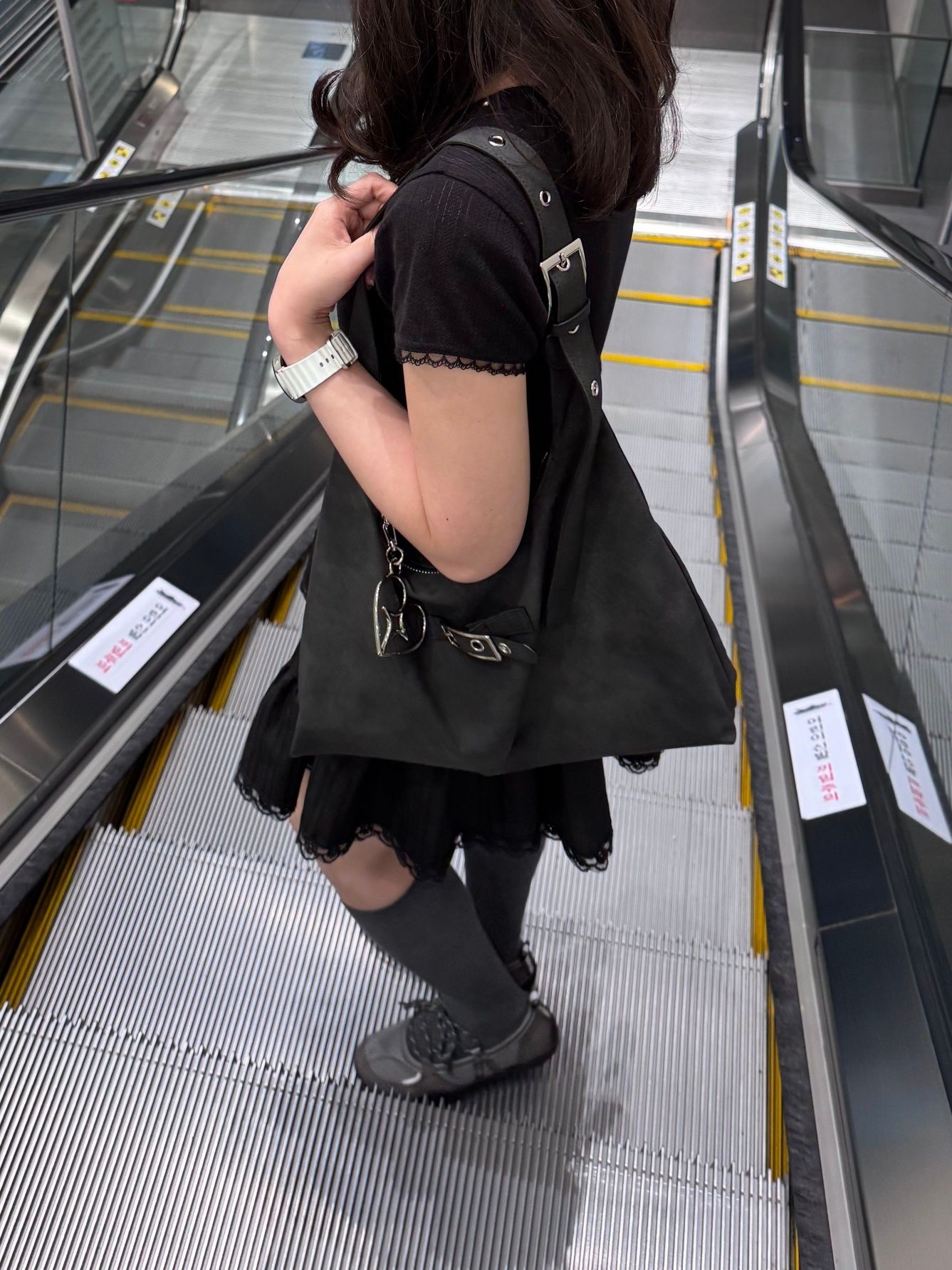 ◆MISEKI SEOUL◆ Belted flat shoulder bag CHARCOAL MSK251BG0 MUSINSA | MISEKI SEOUL Belted flat shoulder bag CHARCOAL