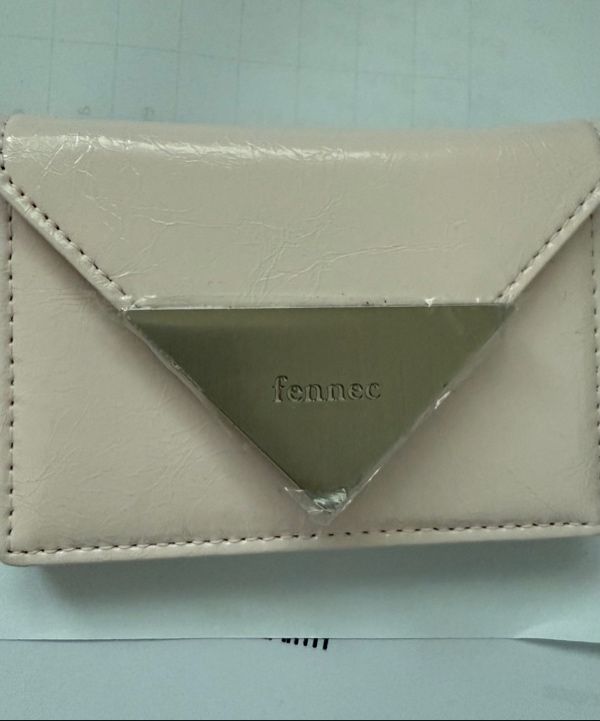 MUSINSA公式 | fennec CRINKLE TRIANGLE ACCORDION POCKET - BLOSSOM