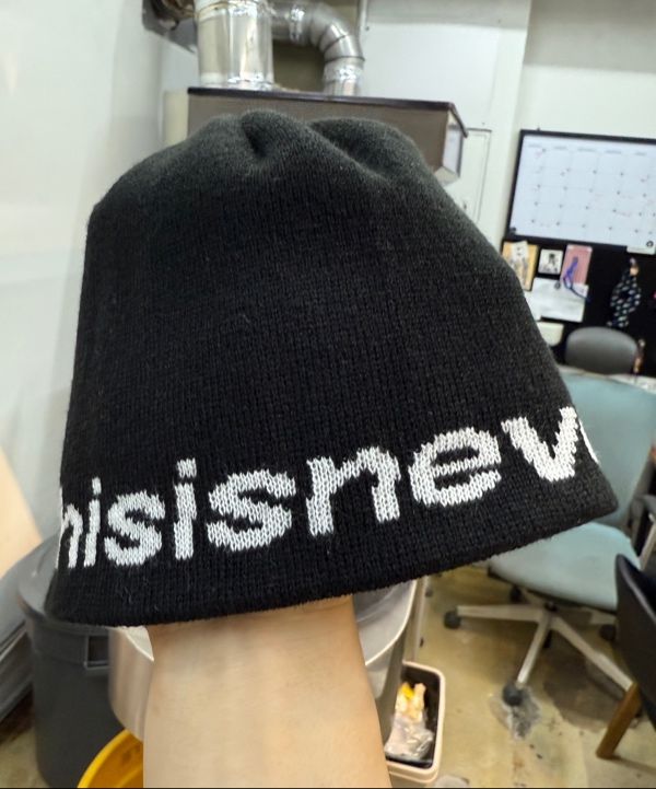 MUSINSA | thisisneverthat® SP-Logo No Cuff Beanie Black
