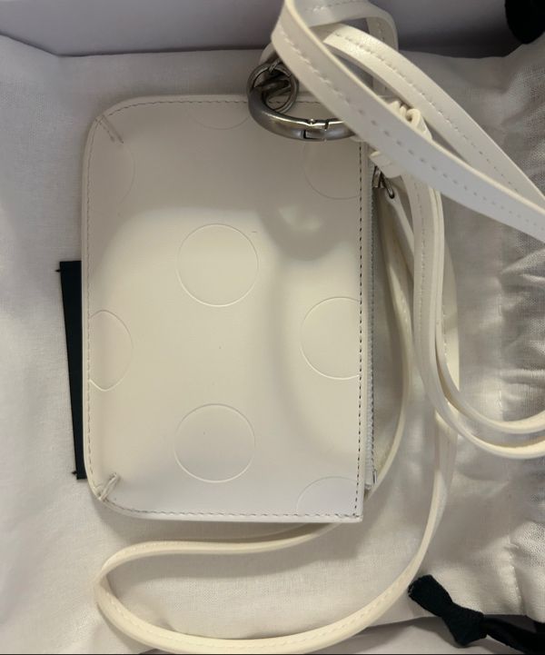 MUSINSA | OHESHIO DOT CROSS CARD WALLET, IVORY