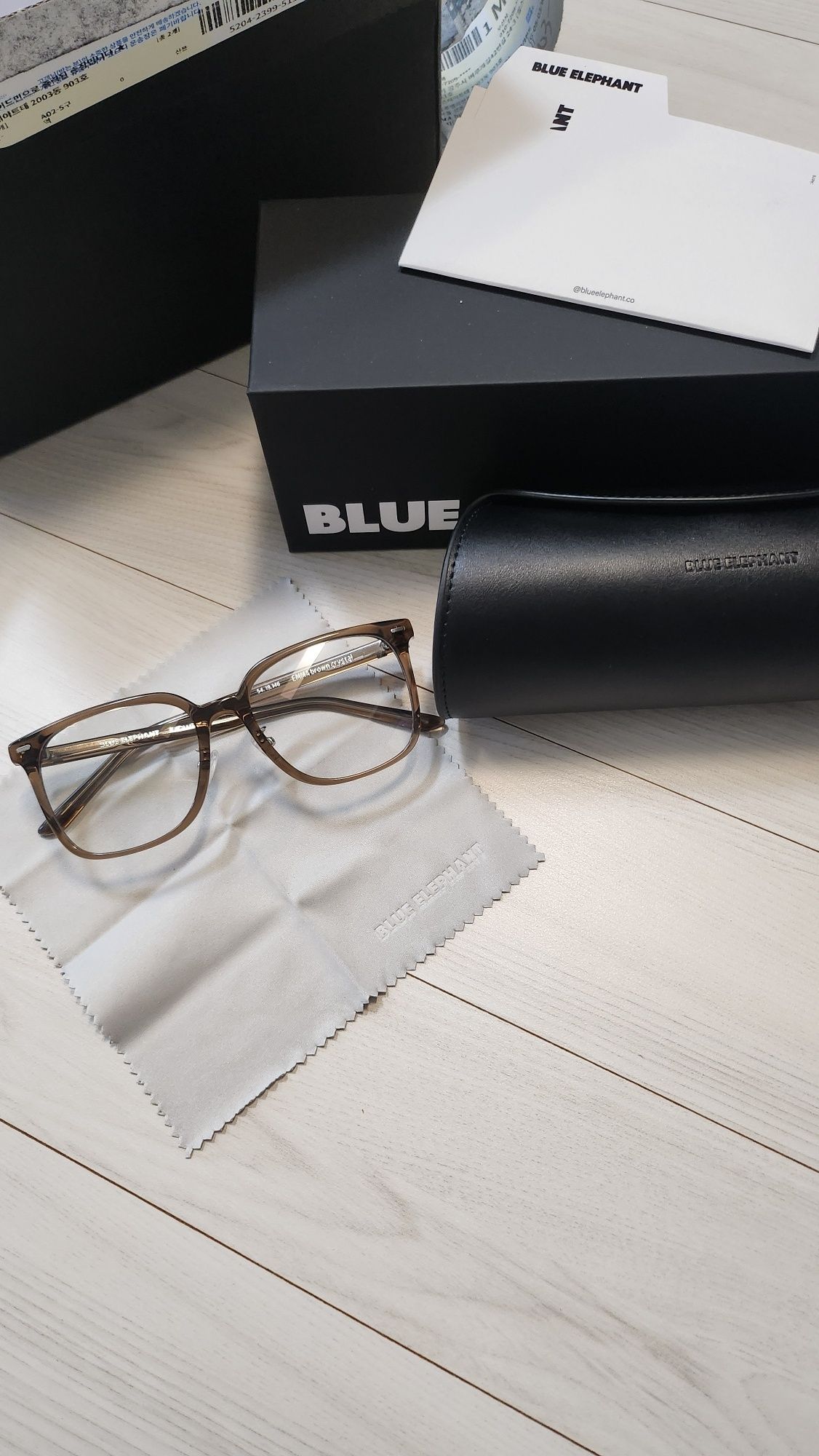 ◆BLUE ELEPHANT◆ EMMA brown crystal EMMA deep brown - BLUE ELEPHANT