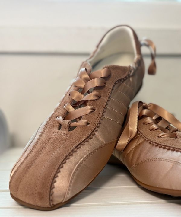 MUSINSA | KHIHO Plie back ribbon sneakers 3 colors