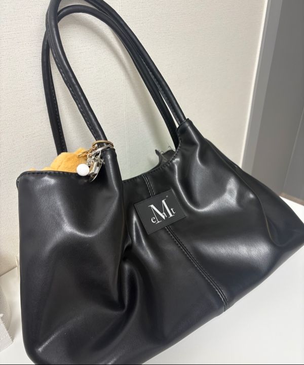 MUSINSA | MUCENT Epee Middle Stitch Leather Tote Bag (Unisex)