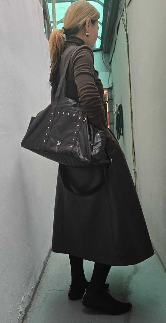 MUSINSA | YEOMIM stud duffle bag (cool grey)