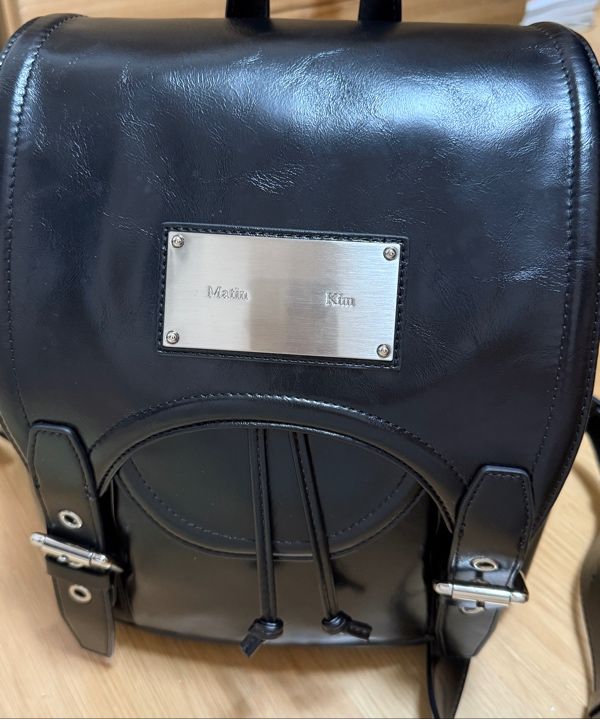 ★MATIN KIM ★BUCKLE DETAIL BACK PACK BUCKLE DETAIL BACK PACK IN BLACK – Matin Kim
