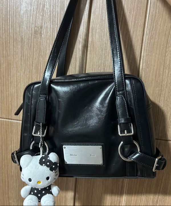 MUSINSA | MATIN KIM バイカーディテールスクエアショルダーバッグイン
