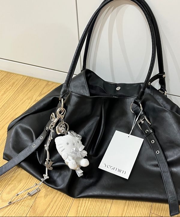 MUSINSA | YEOMIM trapez bag (black)