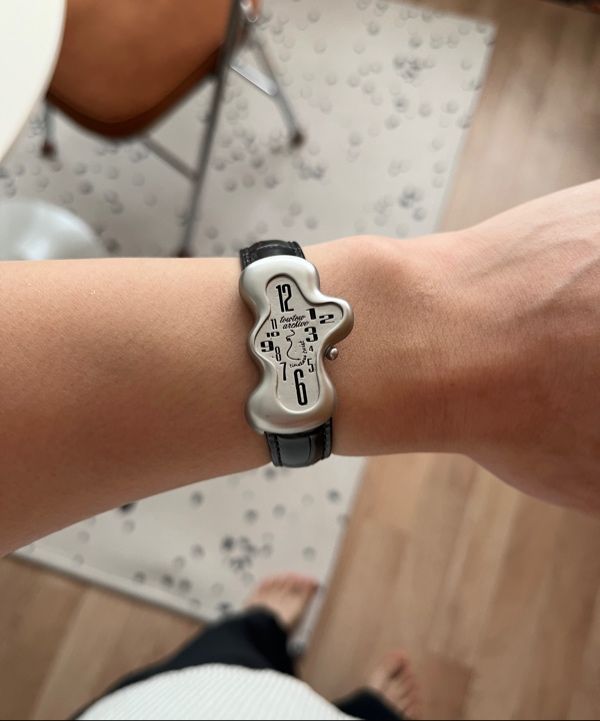【韓国のみ】 TOWTOW.ARCHIVE Timeless Twist Wristlet V3 TOWTOW ARCHIVE Timeless Twist Wristlet
