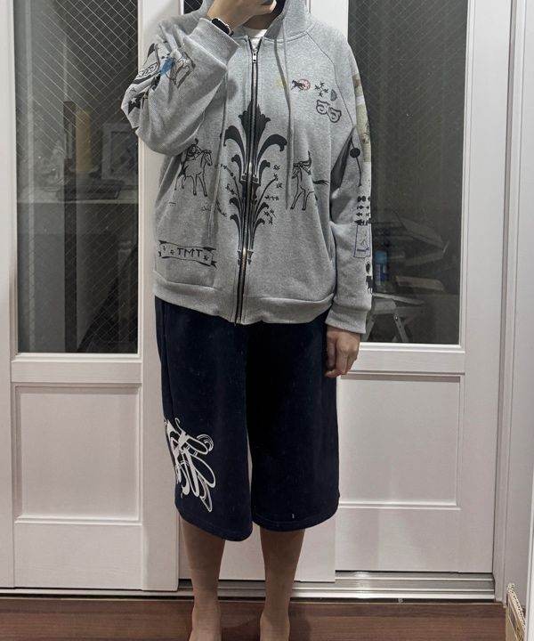 トップス TOOMUCHTAX PRINTED WAFFLE ZIP-UP HOODIE TOOMUCHTAX】PRINTED WAFFLE ZIP-UP HOODIE (TOOMUCHTAX